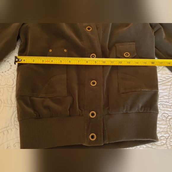 Army Green Bomber-style Jacket - Picture 10 of 15